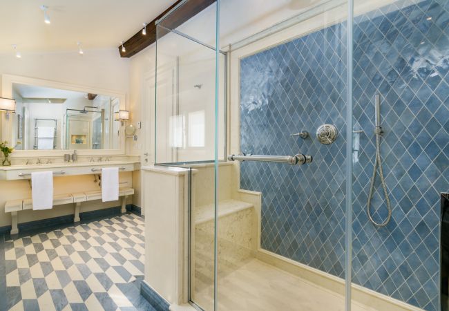 Appartement à Florence - Donna Lipsi - La Dimora degli Affreschi Florence  Appartement à Florence - Donna Lipsi - La Dimora degli Affreschi Florence