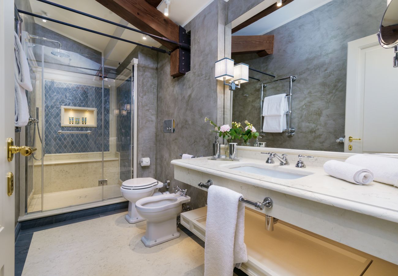 Appartement à Florence - Marchesa Olympia - La Dimora degli Affreschi Florence Appartement à Florence - Marchesa Olympia - La Dimora degli Affreschi Florence