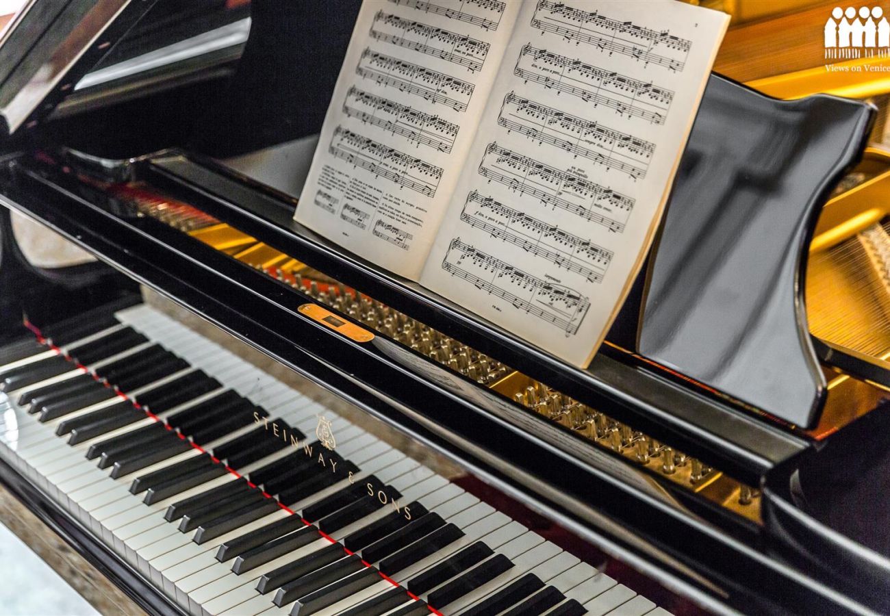 Appartamento a Venezia - Ca' Cerchieri Piano Nobile  Appartamento a Venezia - Ca' Cerchieri Piano Nobile