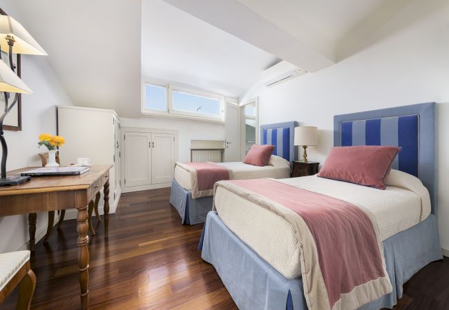 Appartamento a Venezia - Ca' Cerchieri Terrace Canal View Appartamento a Venezia - Ca' Cerchieri Terrace Canal View