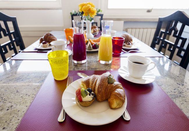 Appartamento a Venezia - Ca' Cerchieri Terrace Canal View Appartamento a Venezia - Ca' Cerchieri Terrace Canal View