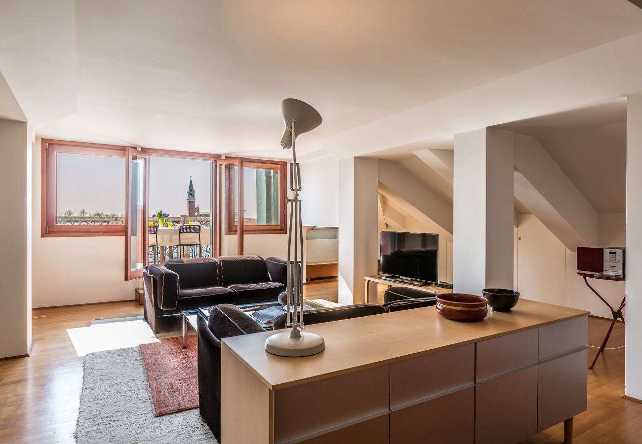 Appartamento a Venezia - Ca' del Santo Terrace and Canal View  Appartamento a Venezia - Ca' del Santo Terrace and Canal View