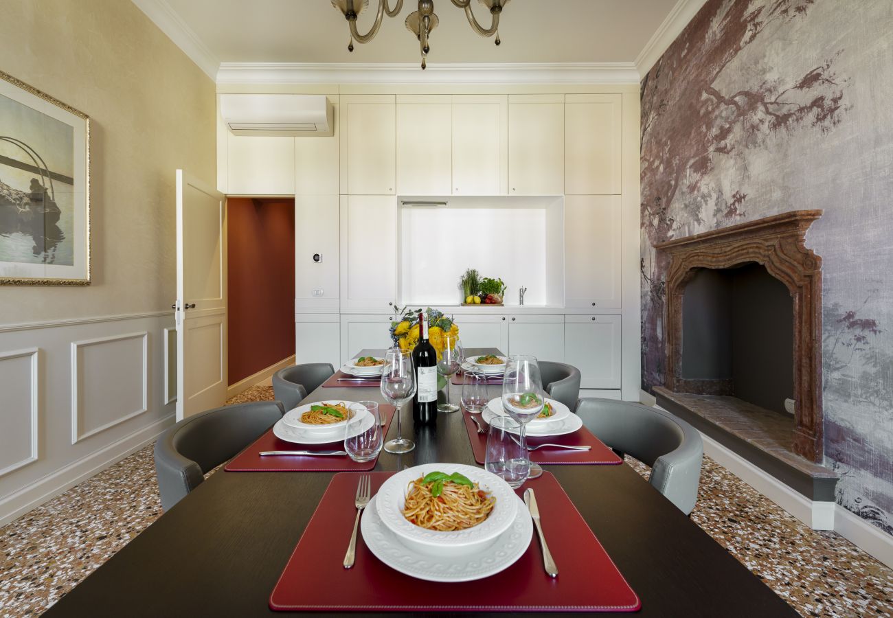 Appartamento a Venezia - Ca' Mainella Grand Canal  Appartamento a Venezia - Ca' Mainella Grand Canal