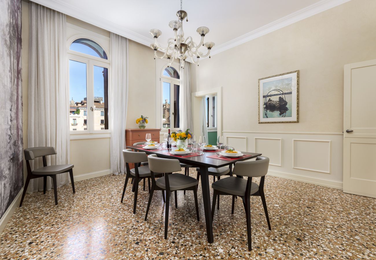 Appartamento a Venezia - Ca' Mainella Grand Canal  Appartamento a Venezia - Ca' Mainella Grand Canal