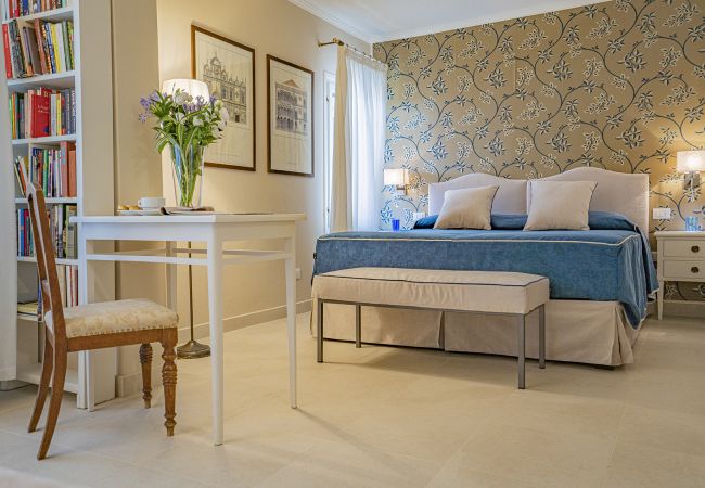 Appartamento a Venezia - Lo Squero 2 Charming Apartment in Dorsoduro Appartamento a Venezia - Lo Squero 2 Charming Apartment in Dorsoduro