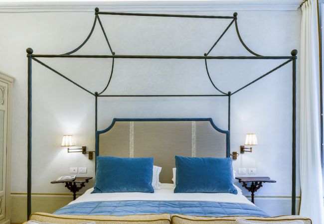 Appartamento a Firenze - Don Tommaso - La Dimora degli Affreschi Florence Appartamento a Firenze - Don Tommaso - La Dimora degli Affreschi Florence