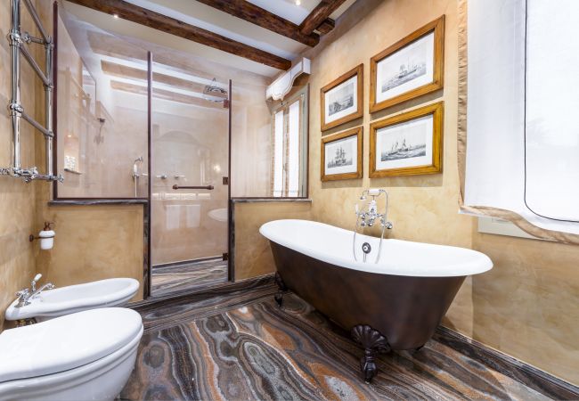 Appartamento a Venezia - Dimora Orlando with Private Courtyard Appartamento a Venezia - Dimora Orlando with Private Courtyard