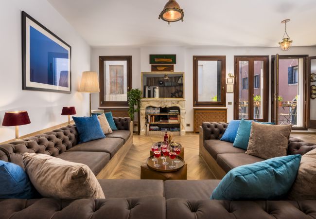 Appartamento a Venezia - The Yacht House Canal View Appartamento a Venezia - The Yacht House Canal View