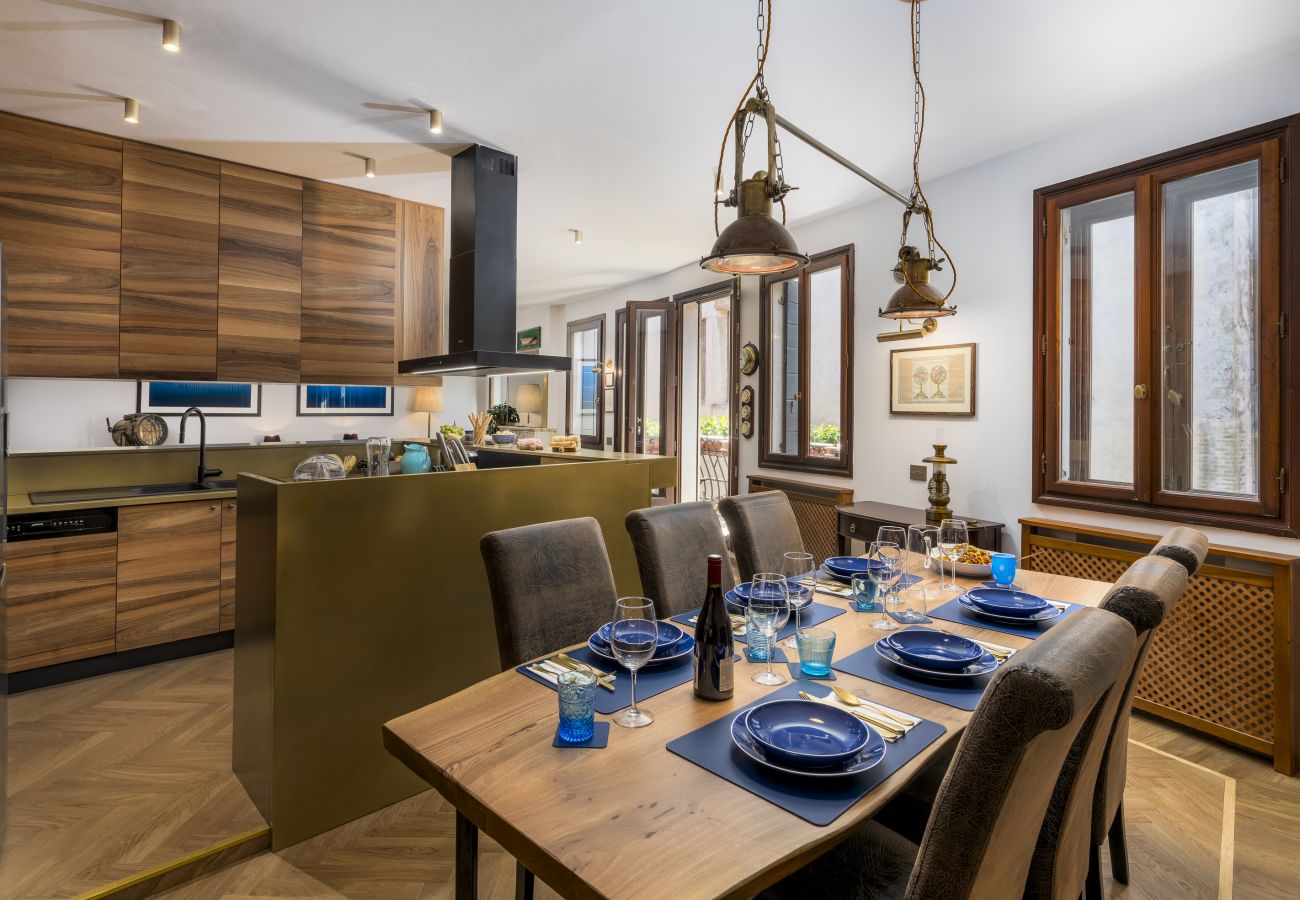 Appartamento a Venezia - The Yacht House Canal View Appartamento a Venezia - The Yacht House Canal View