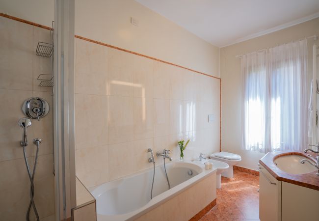 Apartment in Venice - Ca' Canaletto Canal View Apartment in Venice - Ca' Canaletto Canal View