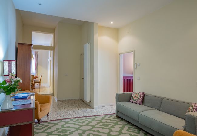 Apartment in Venice - Ca' Canaletto Canal View Apartment in Venice - Ca' Canaletto Canal View