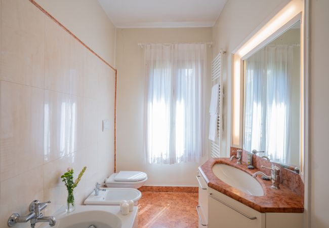 Apartment in Venice - Ca' Canaletto Canal View Apartment in Venice - Ca' Canaletto Canal View