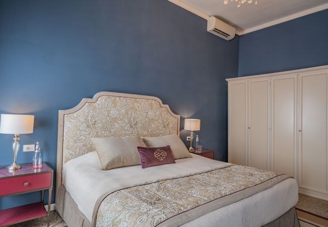 Apartment in Venice - Ca' Canaletto Canal View Apartment in Venice - Ca' Canaletto Canal View