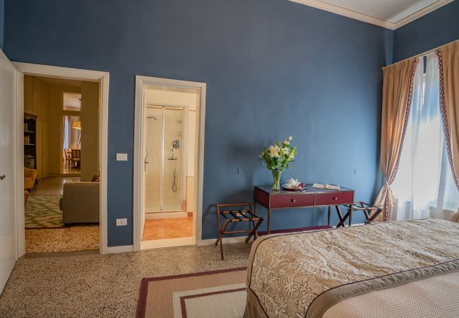 Apartment in Venice - Ca' Canaletto Canal View Apartment in Venice - Ca' Canaletto Canal View