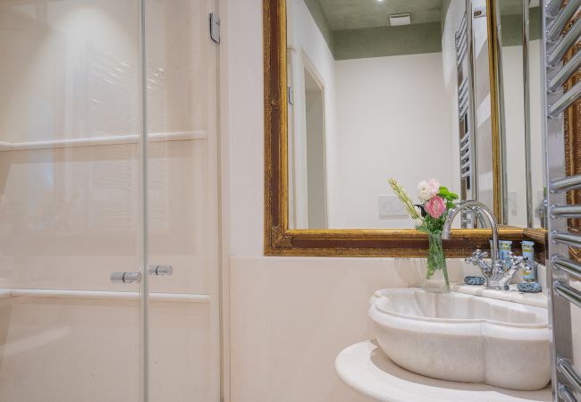 Apartment in Venice - Ca' Canaletto Canal View Apartment in Venice - Ca' Canaletto Canal View