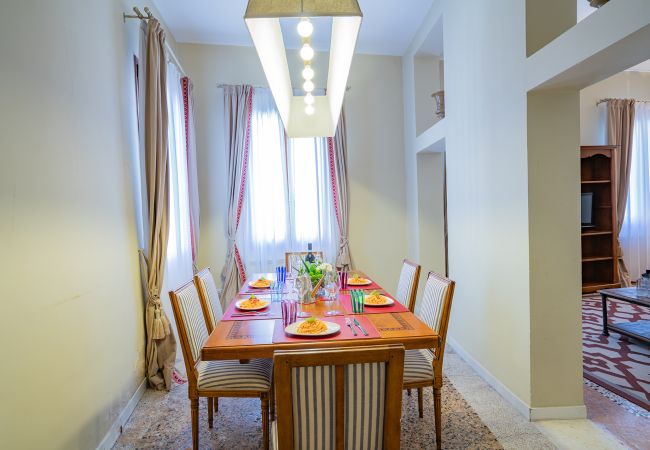 Apartment in Venice - Ca' Canaletto Canal View Apartment in Venice - Ca' Canaletto Canal View