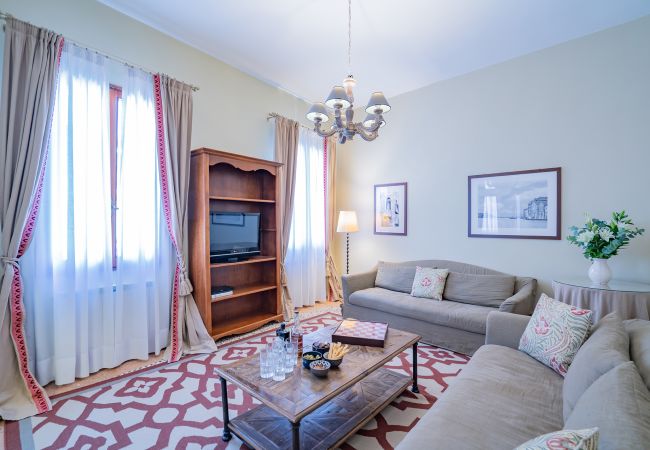 Apartment in Venice - Ca' Canaletto Canal View Apartment in Venice - Ca' Canaletto Canal View