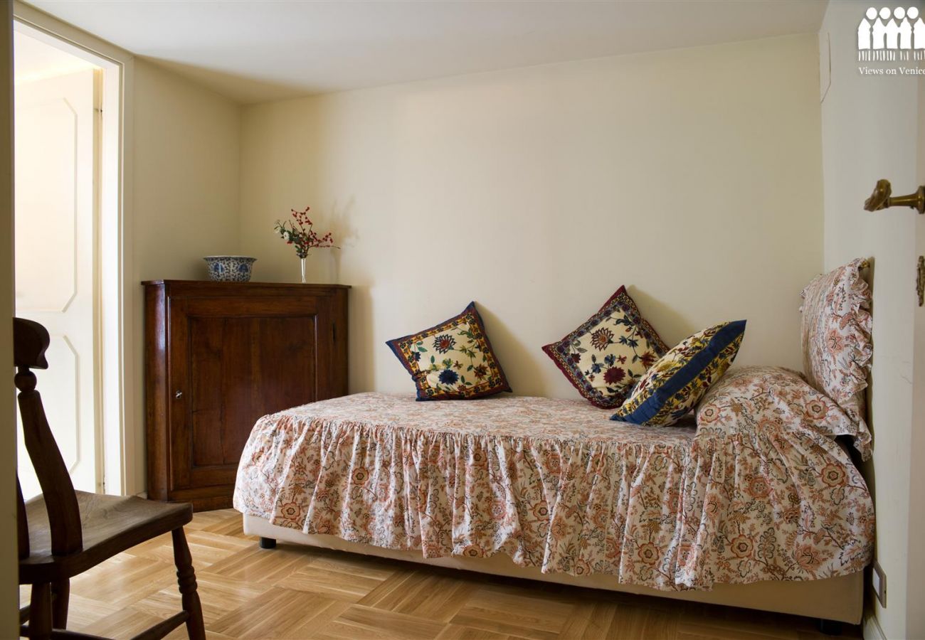 Apartment in Venice - Ca' Cerchieri Mezzanine Apartment in Venice - Ca' Cerchieri Mezzanine