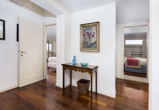 Apartment in Venice - Ca' Cerchieri Terrace Canal View Apartment in Venice - Ca' Cerchieri Terrace Canal View