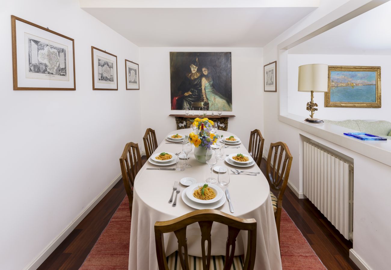 Apartment in Venice - Ca' Cerchieri Terrace Canal View Apartment in Venice - Ca' Cerchieri Terrace Canal View