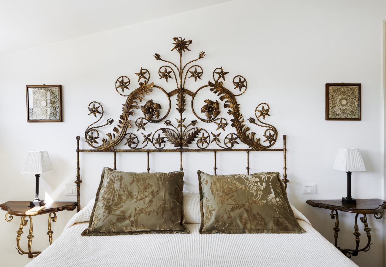 Apartment in Venice - Ca' Cerchieri Terrace Canal View Apartment in Venice - Ca' Cerchieri Terrace Canal View