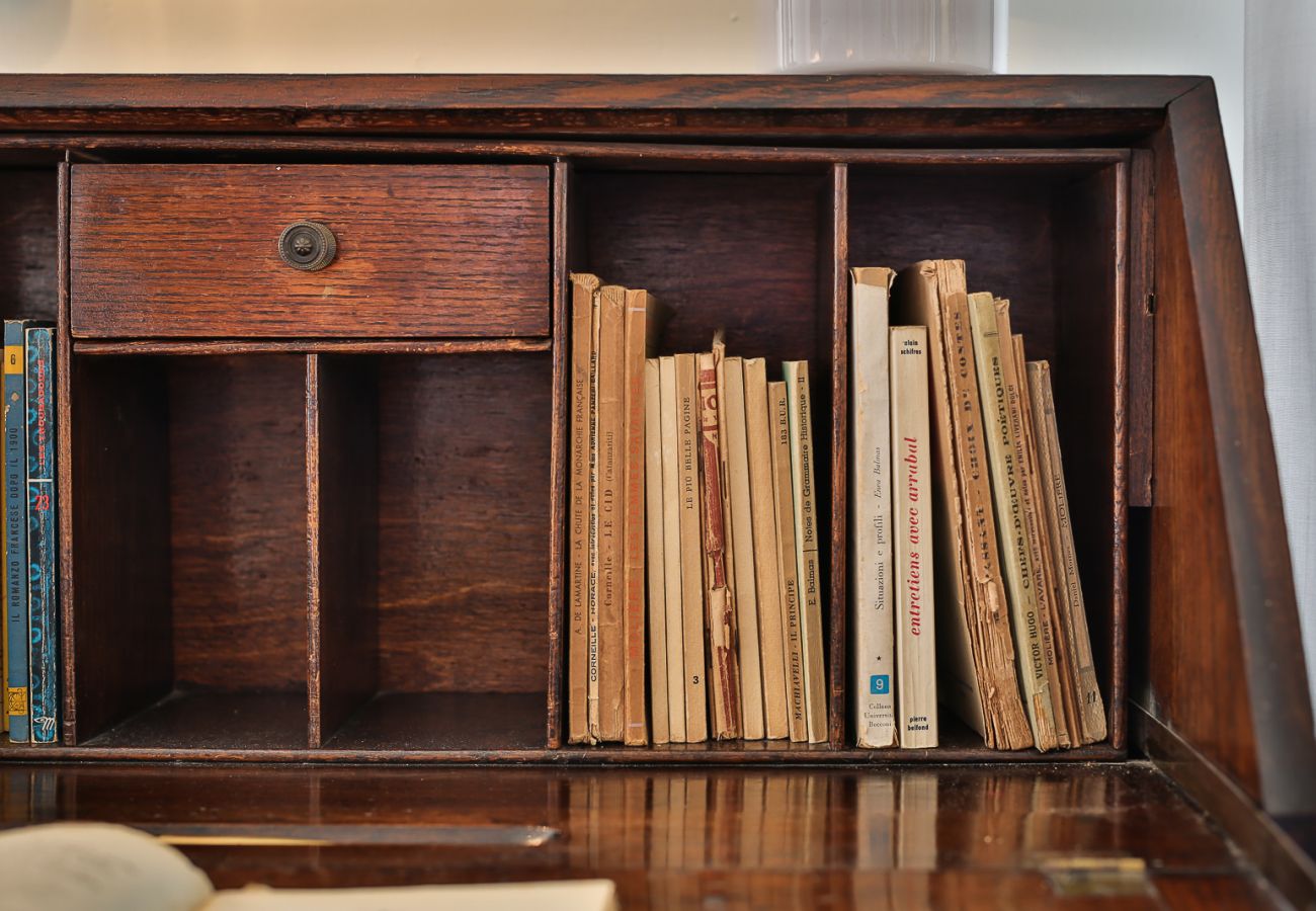 Apartment in Venice - Ca' Dei Greci Canal View Apartment in Venice - Ca' Dei Greci Canal View