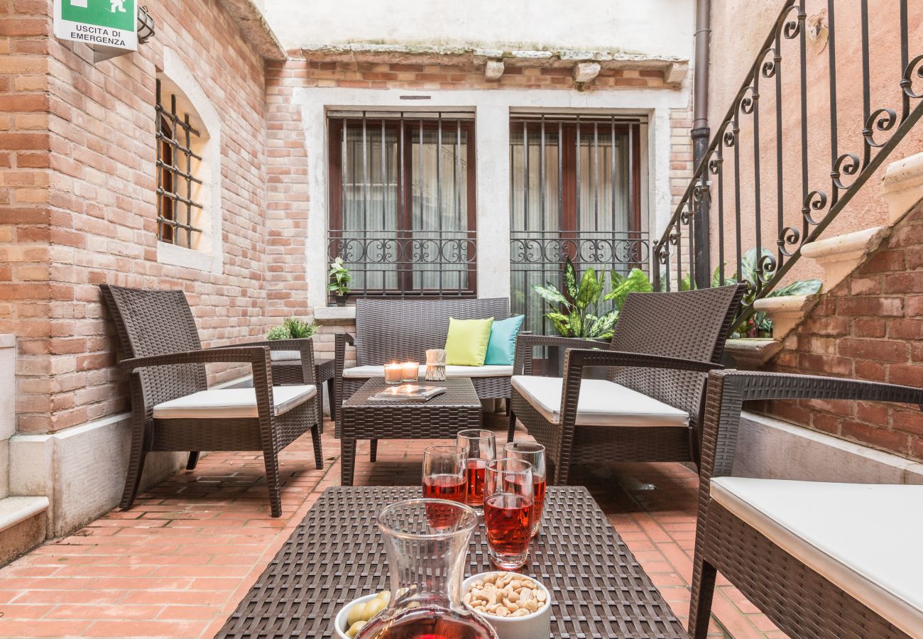 Apartment in Venice - Ca' Del Monastero 8 Collection Apartment in Venice - Ca' Del Monastero 8 Collection