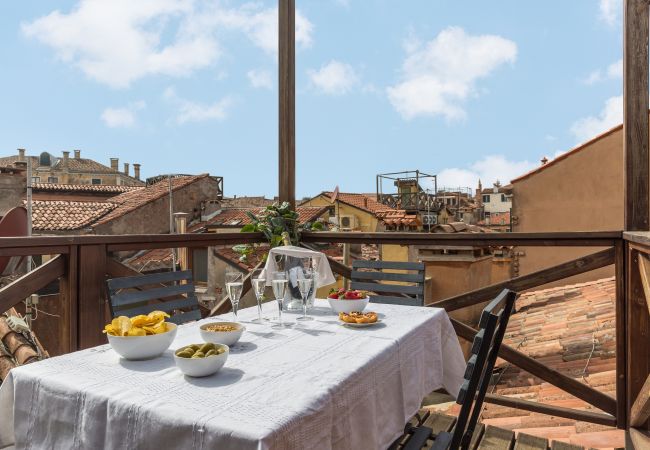 Apartment in Venice - Ca' Grassi 3 Venetian Terrace Apartment in Venice - Ca' Grassi 3 Venetian Terrace