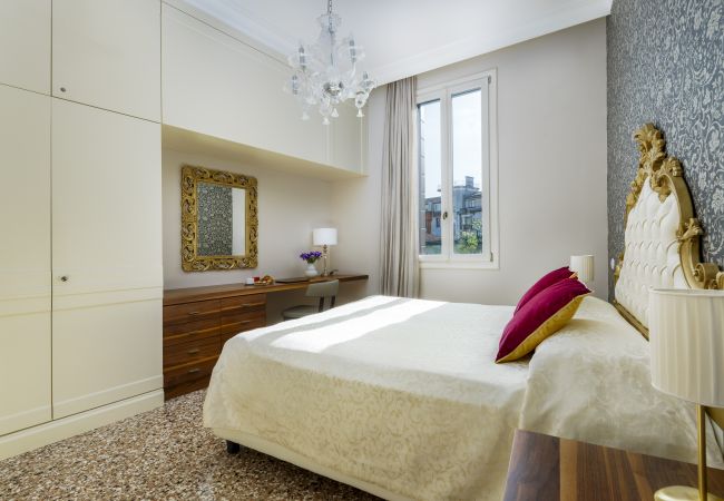 Apartment in Venice - Ca' Mainella Grand Canal Apartment in Venice - Ca' Mainella Grand Canal