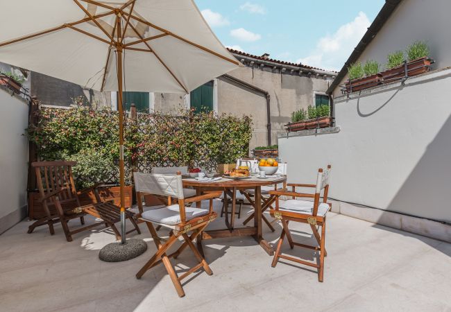 Apartment in Venice - Ca' Pantalon Terrace Apartment in Venice - Ca' Pantalon Terrace