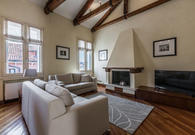 Apartment in Venice - Ca' Pantalon Terrace Apartment in Venice - Ca' Pantalon Terrace