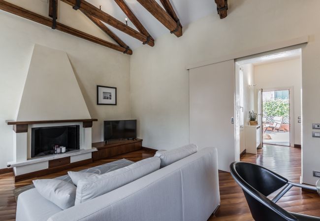 Apartment in Venice - Ca' Pantalon Terrace Apartment in Venice - Ca' Pantalon Terrace