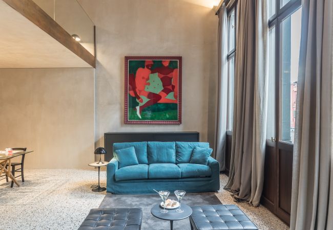 Apartment in Venice - Varoter Design Venetian Studio Apartment in Venice - Varoter Design Venetian Studio