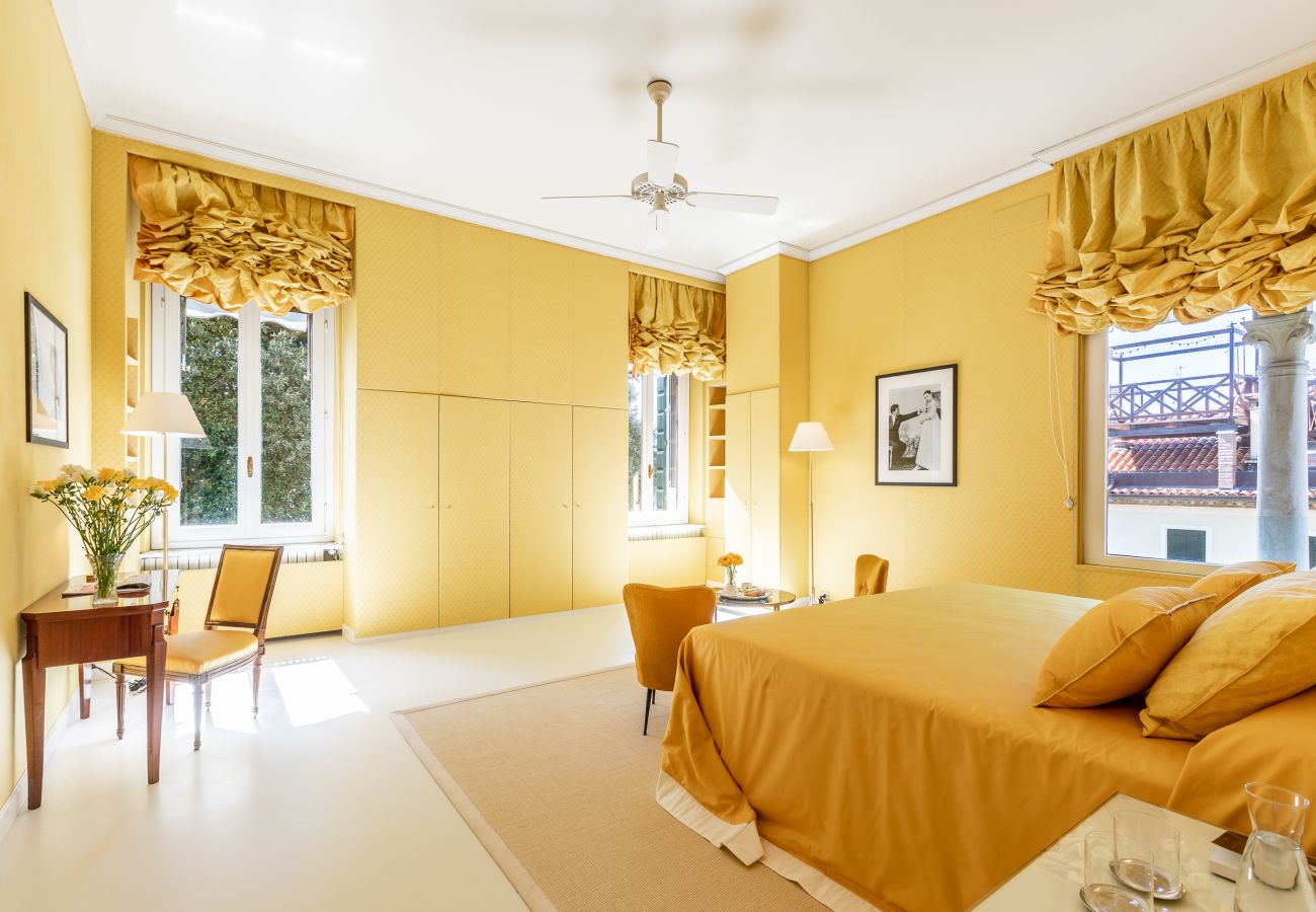 Apartment in Venice - La casa di Hubert De Givenchy Apartment in Venice - La casa di Hubert De Givenchy