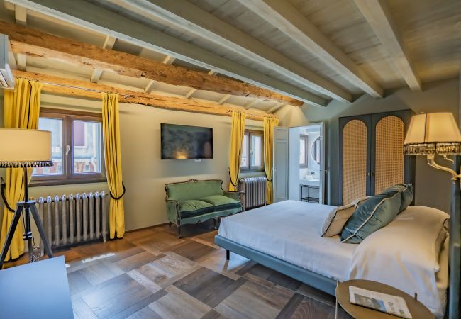 Apartment in Venice - Corte Rubbi 10 Luxury Three-bedroom apartment Apartment in Venice - Corte Rubbi 10 Luxury Three-bedroom apartment