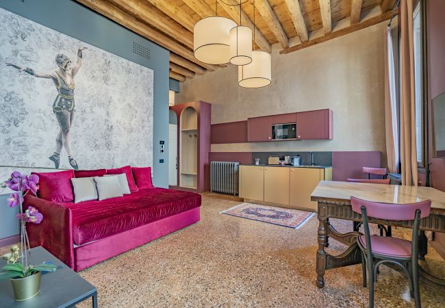 Apartment in Venice - Corte Rubbi 7 Deluxe Apartment Apartment in Venice - Corte Rubbi 7 Deluxe Apartment