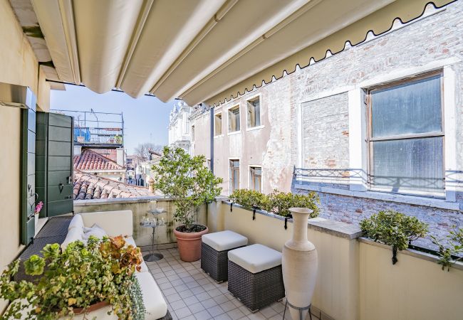 Apartment in Venice - Colleoni Terrace Apartment in Venice - Colleoni Terrace