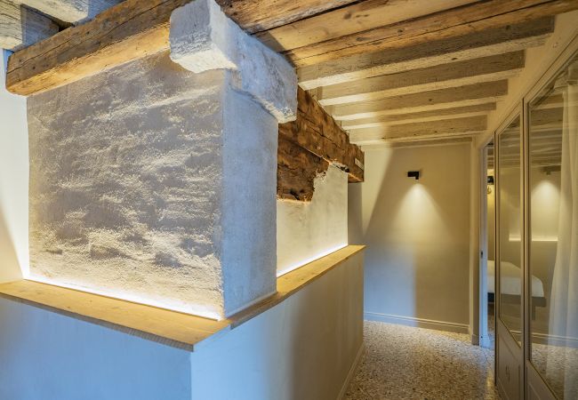Apartment in Venice - Corte Rubbi 1 A True Canal-side Experience Apartment in Venice - Corte Rubbi 1 A True Canal-side Experience