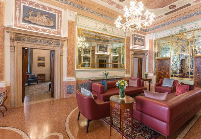 Apartment in Venice - Palazzo Angelo Piano Nobile Apartment in Venice - Palazzo Angelo Piano Nobile