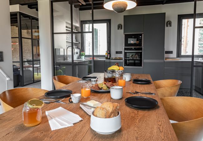 Apartment in Venice - Ca' Delle Carrozze Stylish 2 Bedroom loft-style Apartment in Venice - Ca' Delle Carrozze Stylish 2 Bedroom loft-style