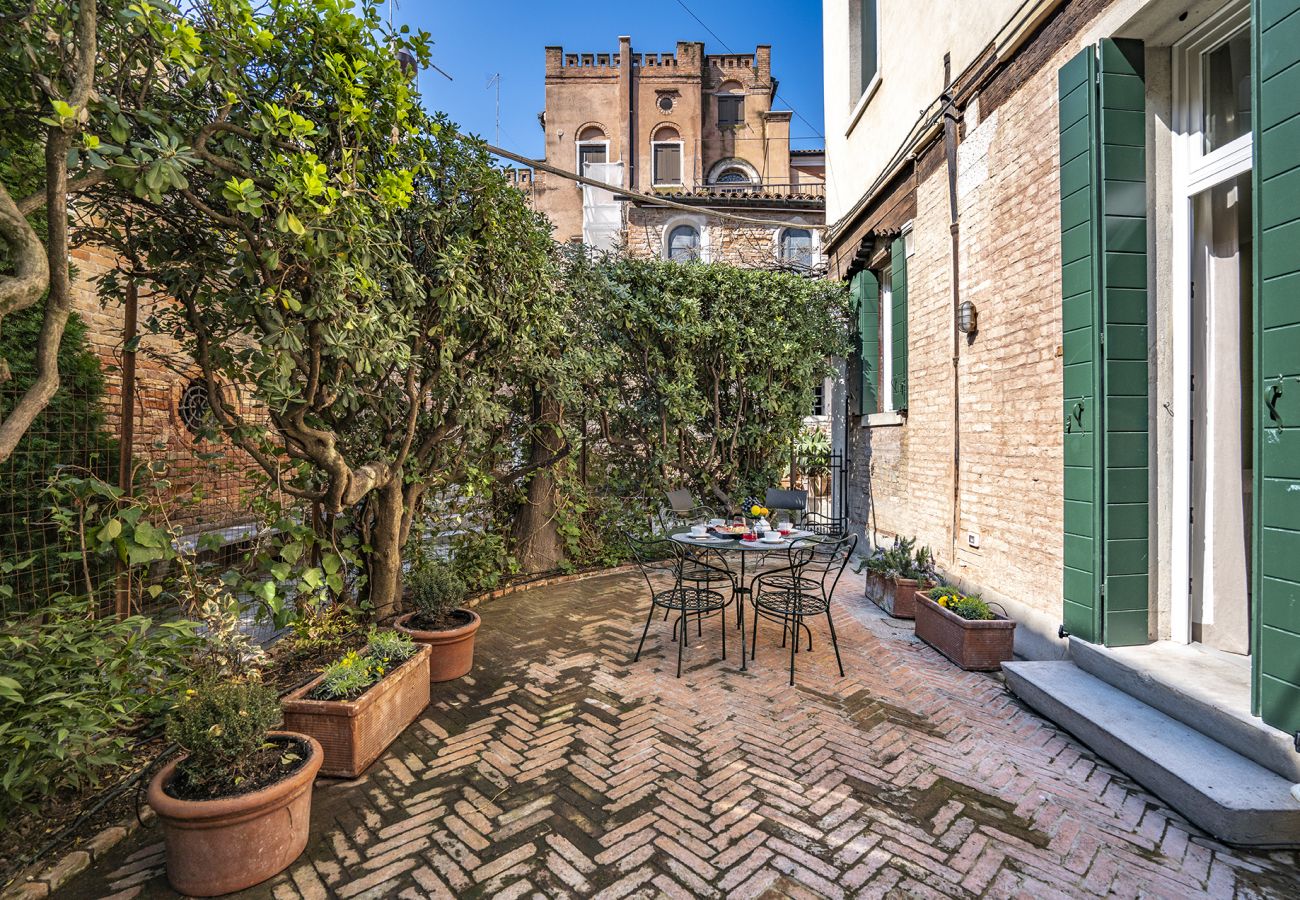 Apartment in Venice - Ca' Margherita Apartment in Dorsoduro Apartment in Venice - Ca' Margherita Apartment in Dorsoduro