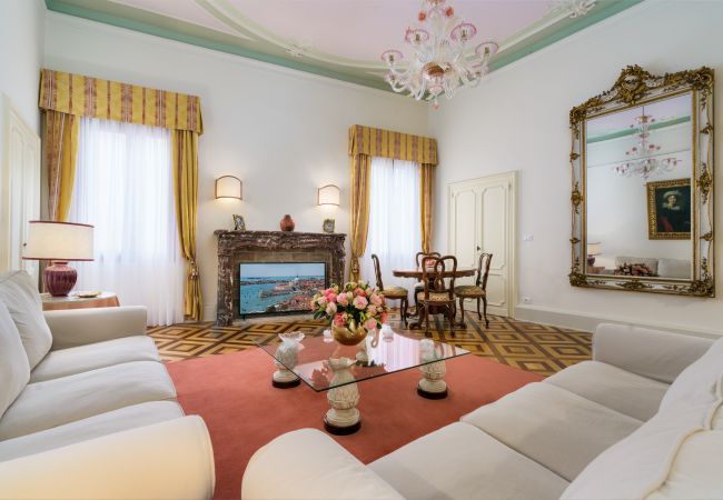 Apartment in Venice - Palazzetto Manin San Marco Apartment in Venice - Palazzetto Manin San Marco