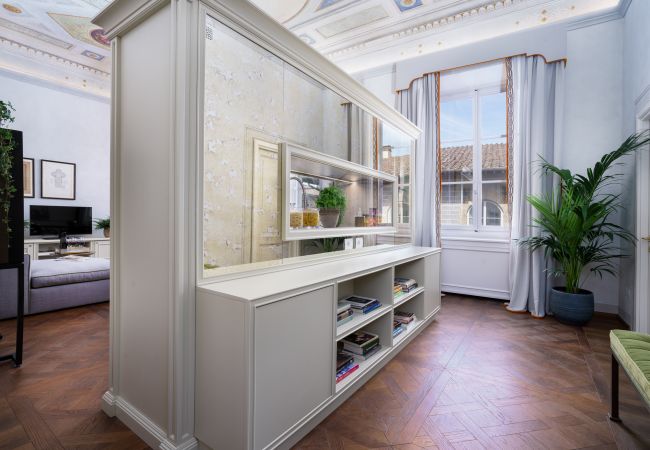 Apartment in Florence - Duchessa Sofia - Dimora degli Affreschi Florence Apartment in Florence - Duchessa Sofia - Dimora degli Affreschi Florence