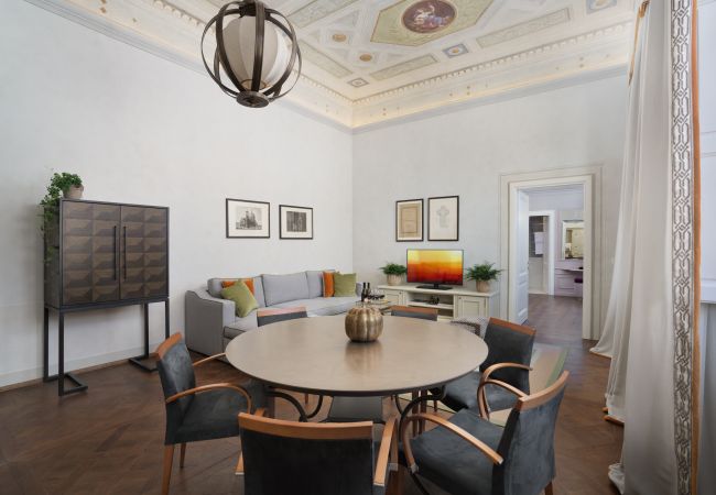 Apartment in Florence - Duchessa Sofia - Dimora degli Affreschi Florence Apartment in Florence - Duchessa Sofia - Dimora degli Affreschi Florence