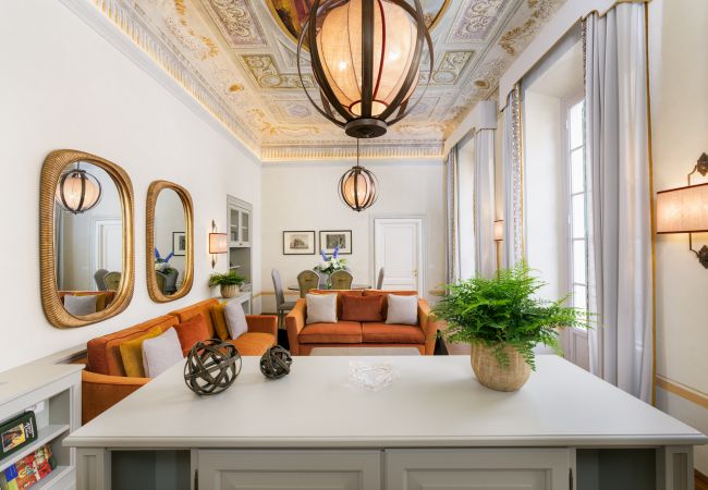 Apartment in Florence - Barone Achille -La Dimora degli Affreschi Florence Apartment in Florence - Barone Achille -La Dimora degli Affreschi Florence