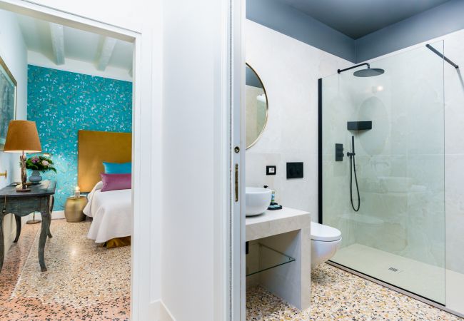 Apartment in Venice - Corte della Palma Superb Venetian Garden Apartment in Venice - Corte della Palma Superb Venetian Garden