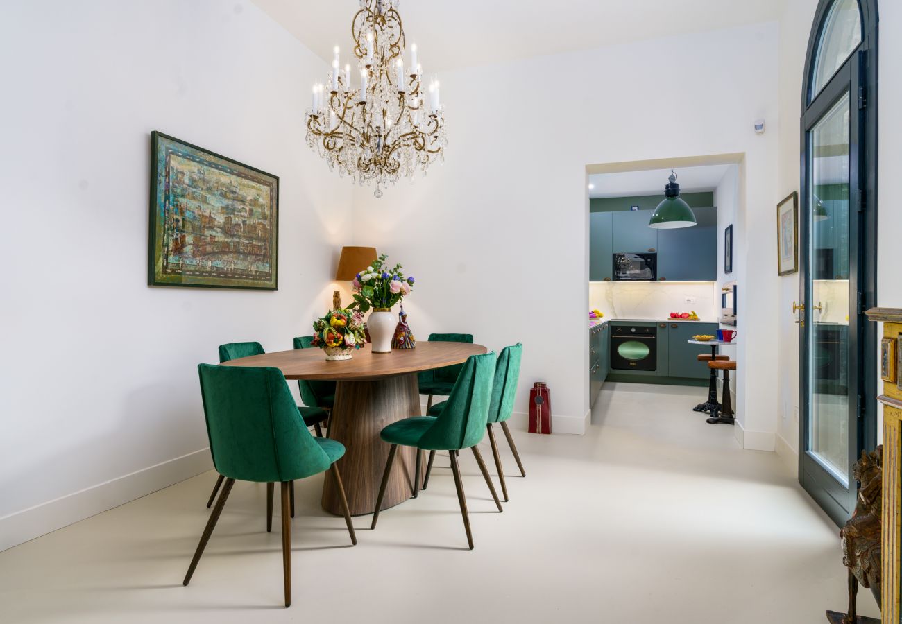 Apartment in Venice - Corte della Palma Superb Venetian Garden Apartment in Venice - Corte della Palma Superb Venetian Garden