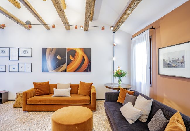 Apartment in Venice - Palazzetto San Stin Renewed in 2024 Apartment in Venice - Palazzetto San Stin Renewed in 2024