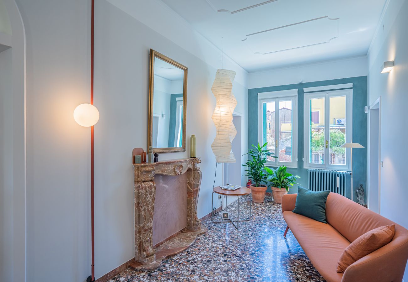 Apartment in Venice - Casa della Sensa 1 Garden & Canal View Apartment in Venice - Casa della Sensa 1 Garden & Canal View