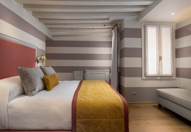 Apartment in Venice - La Dimora di Lady J A San Marco Townhouse Apartment in Venice - La Dimora di Lady J A San Marco Townhouse